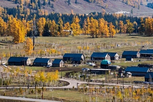 TOUR DU LỊCH URUMQI – BURQIN – JIADENGYU KHUÊ ĐỒN – Y NINH – TEKES ( THỜI GIAN: 9N9Đ, HK: AIR CHINA)